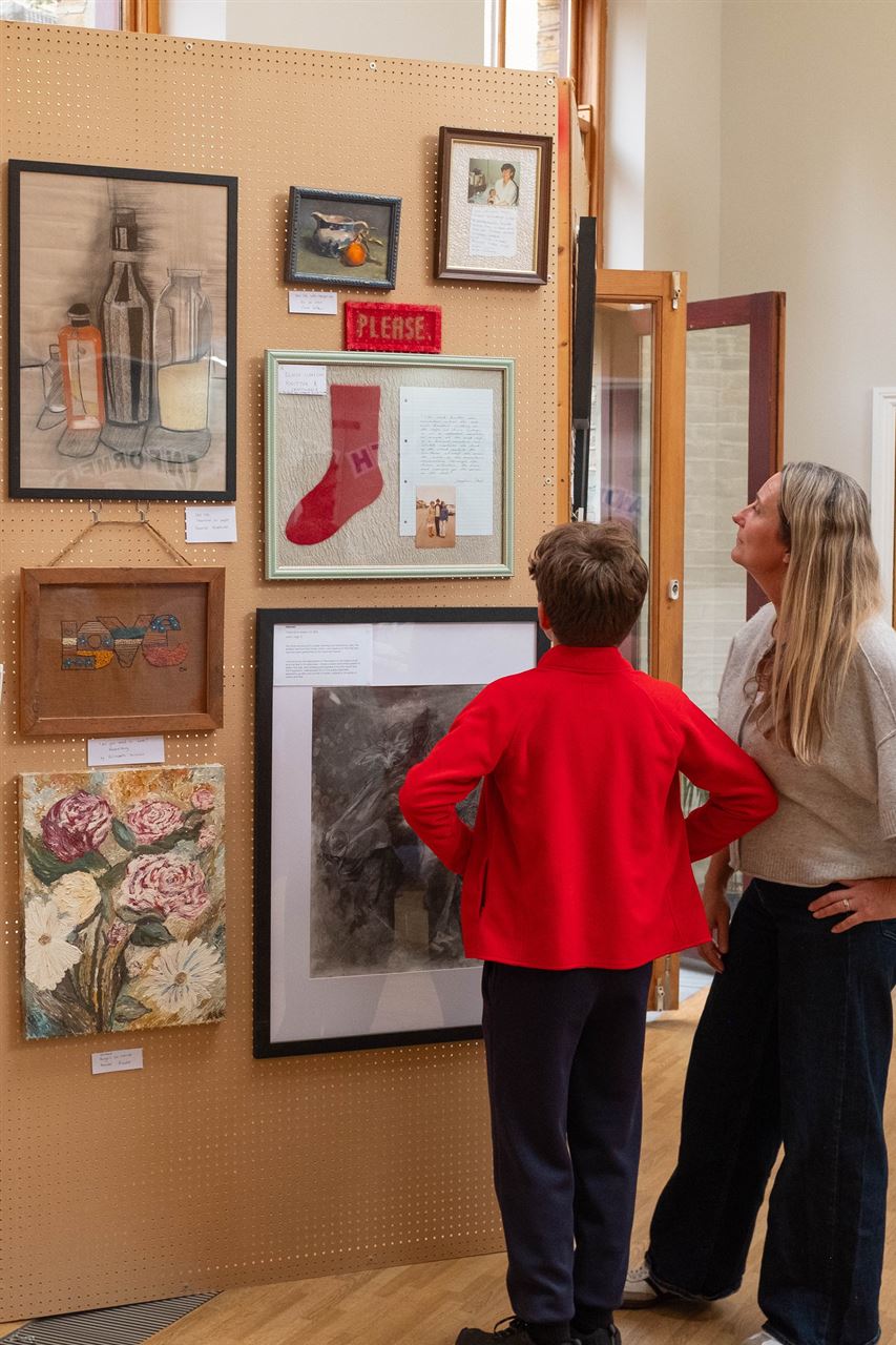 Viewing gallery art